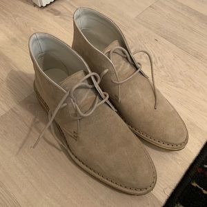Clarks Friya Desert booties